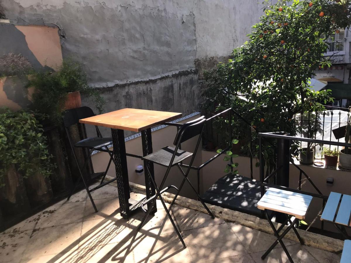 Titan House İzmir